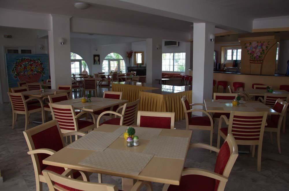 Hotel Olympion Melathron Platamonas Exterior foto